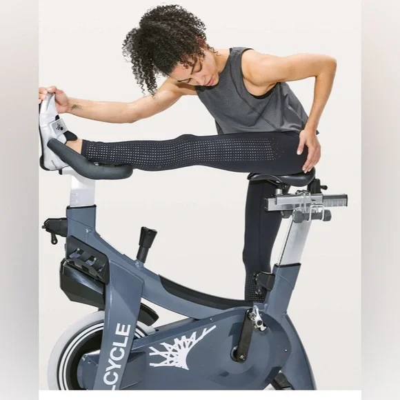 ‼️SOLD‼️ Lululemon Ride & Reflect Leggings lululemon X Soul Cycle Black - Picture 2 of 5